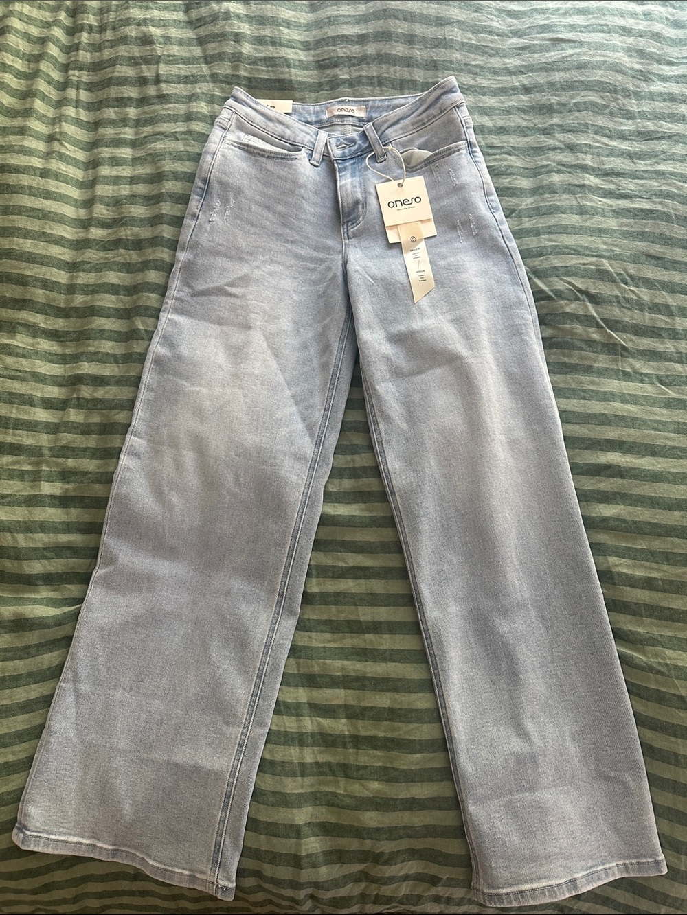 Light Wash Wide Leg Women’s Jeans Stretch